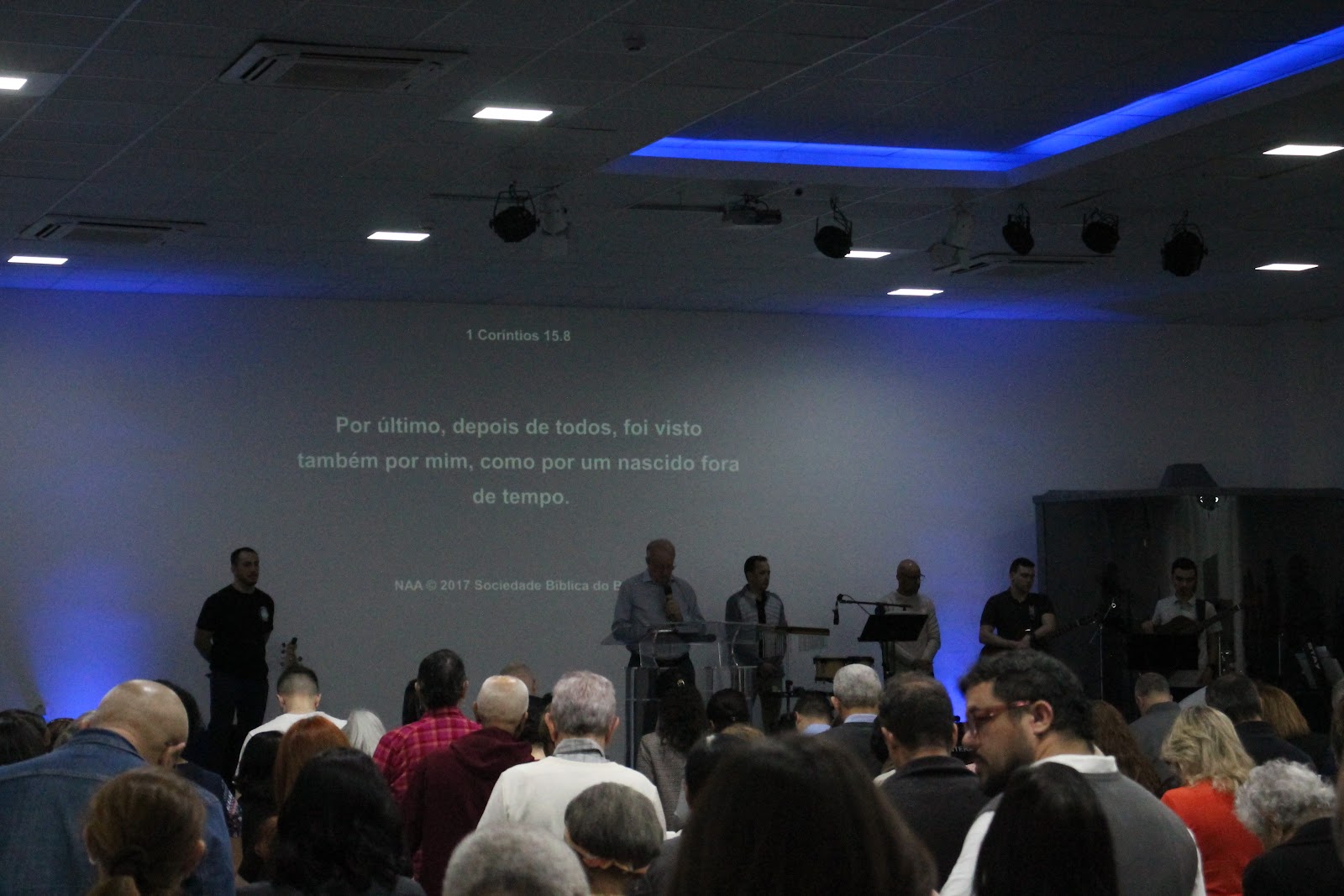Fotografia 10 do álbum Culto Dominical