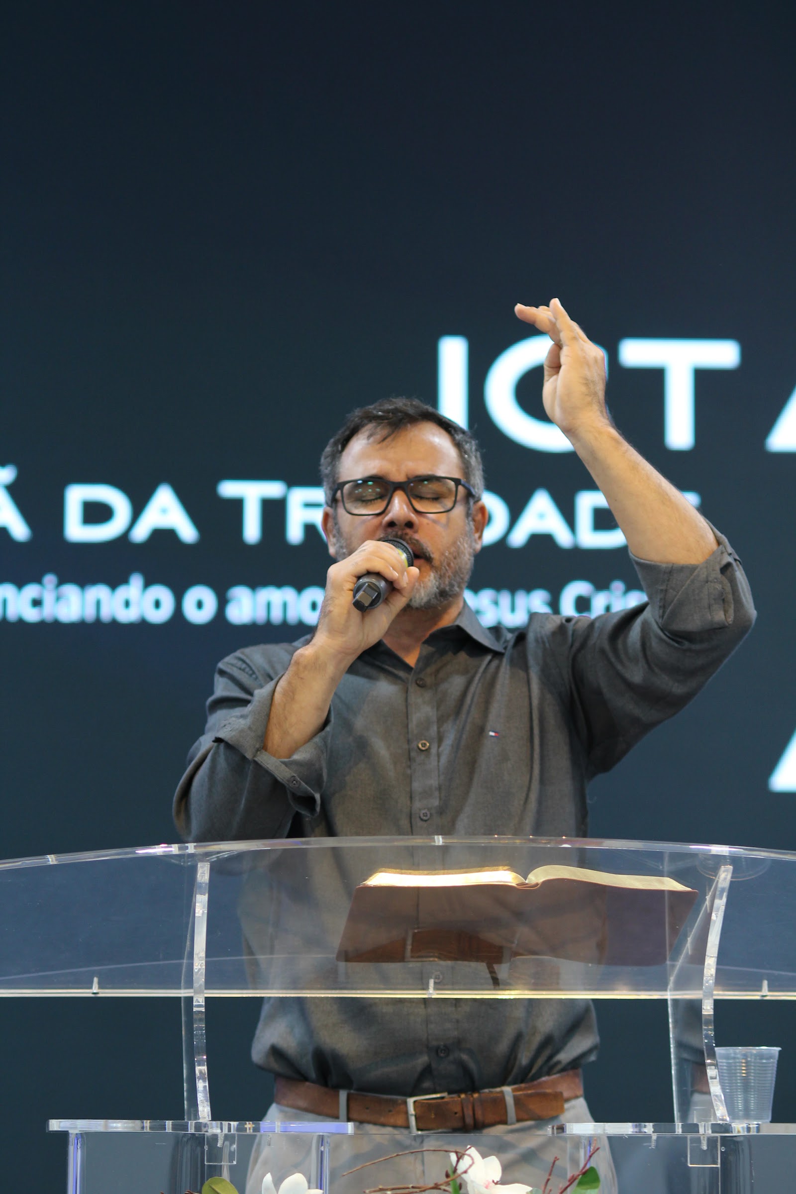 Fotografia 13 do álbum Culto Dominical