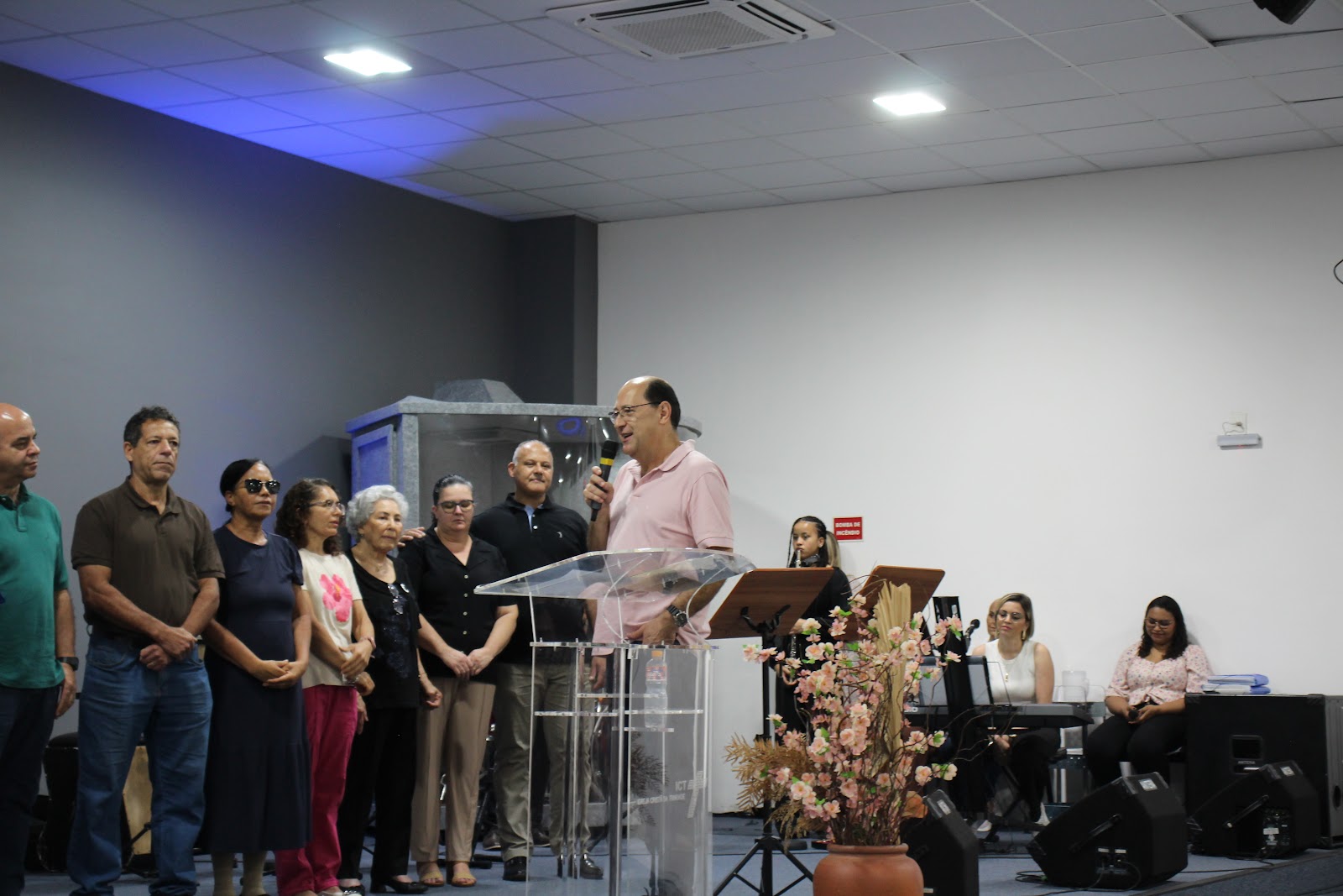 Fotografia 17 do álbum Culto Dominical