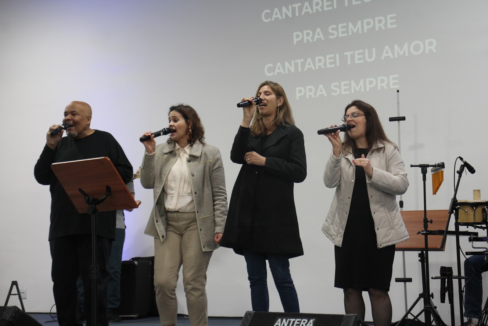Fotografia 11 do álbum Culto Dominical
