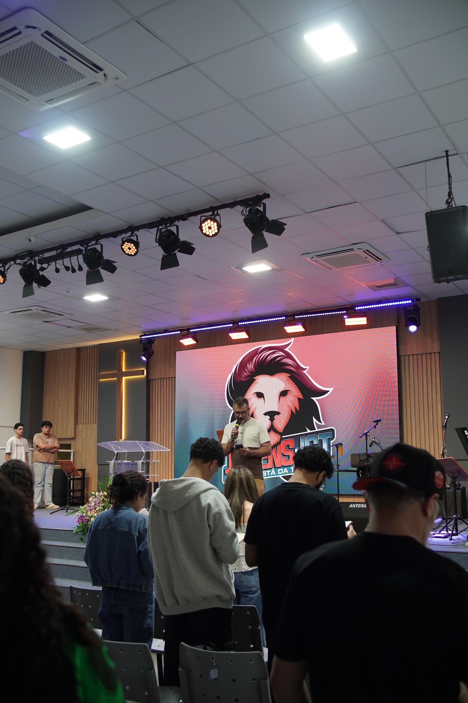 Fotografia 8 do álbum Culto de Jovens