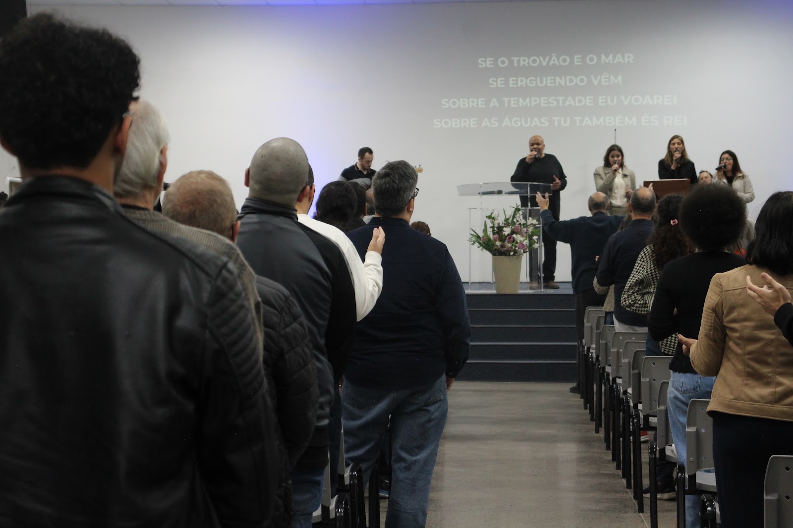 Fotografia 17 do álbum Culto Dominical