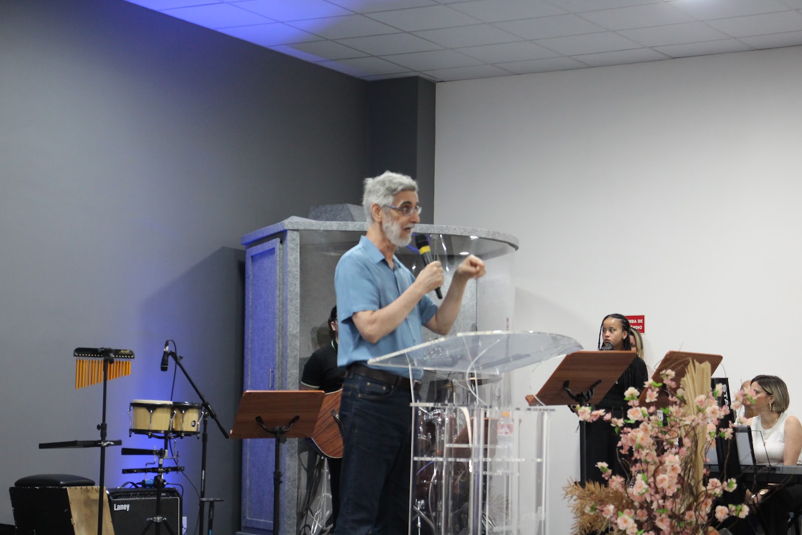 Fotografia 7 do álbum Culto Dominical
