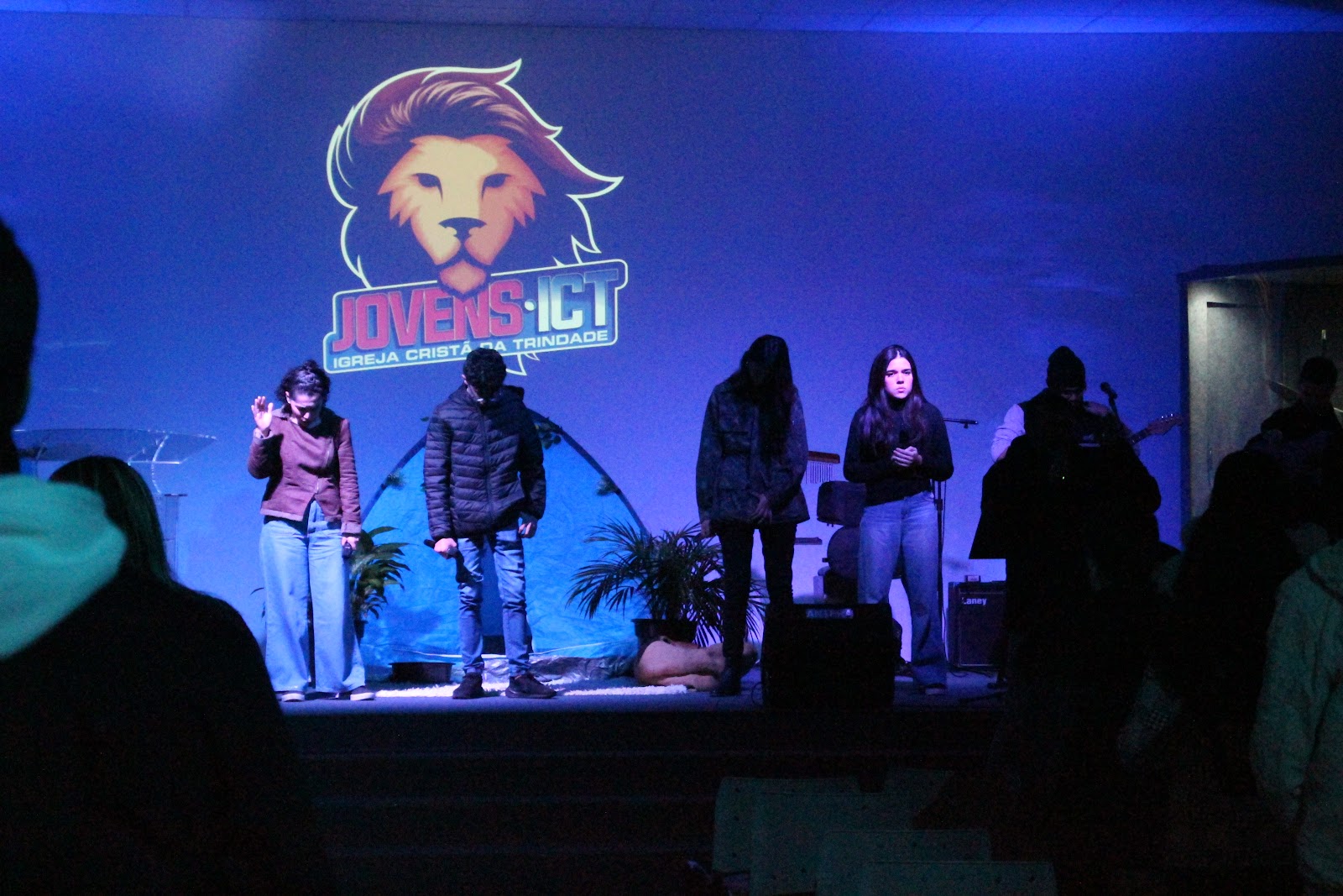 Fotografia 13 do álbum Culto de Jovens