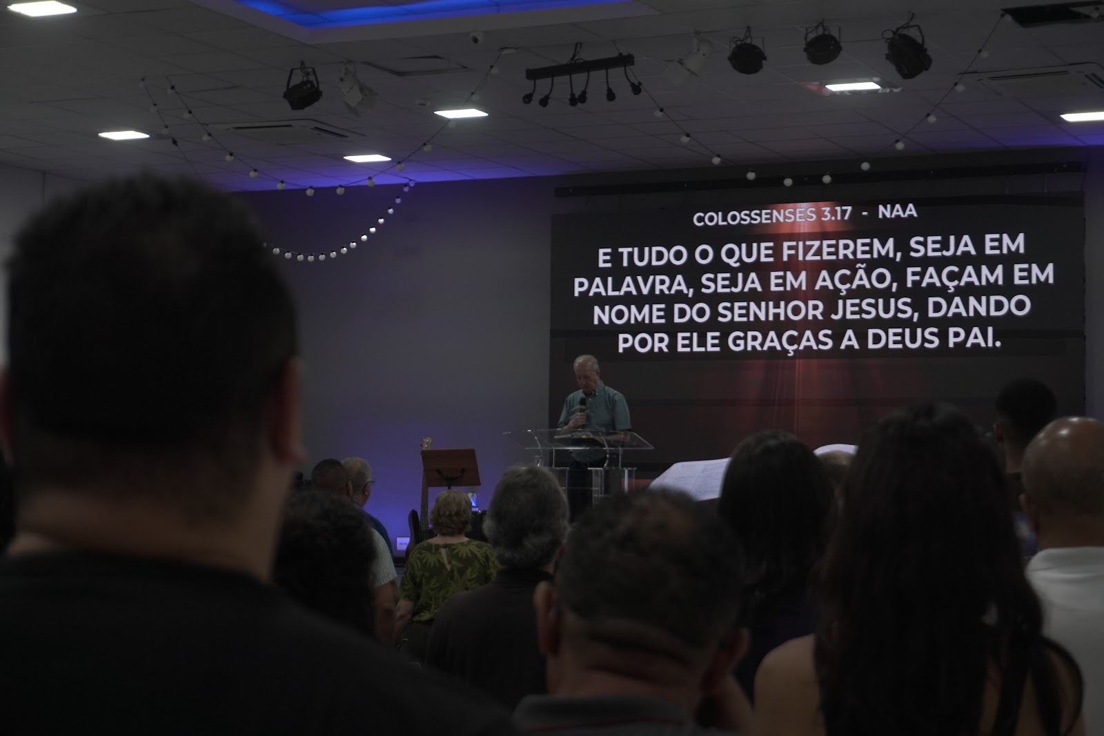 Fotografia 6 do álbum Culto Dominical