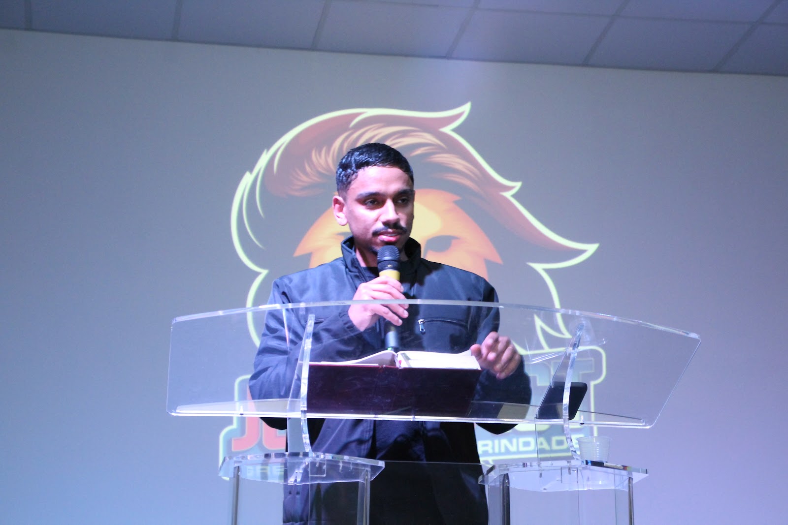 Fotografia 9 do álbum Culto de Jovens