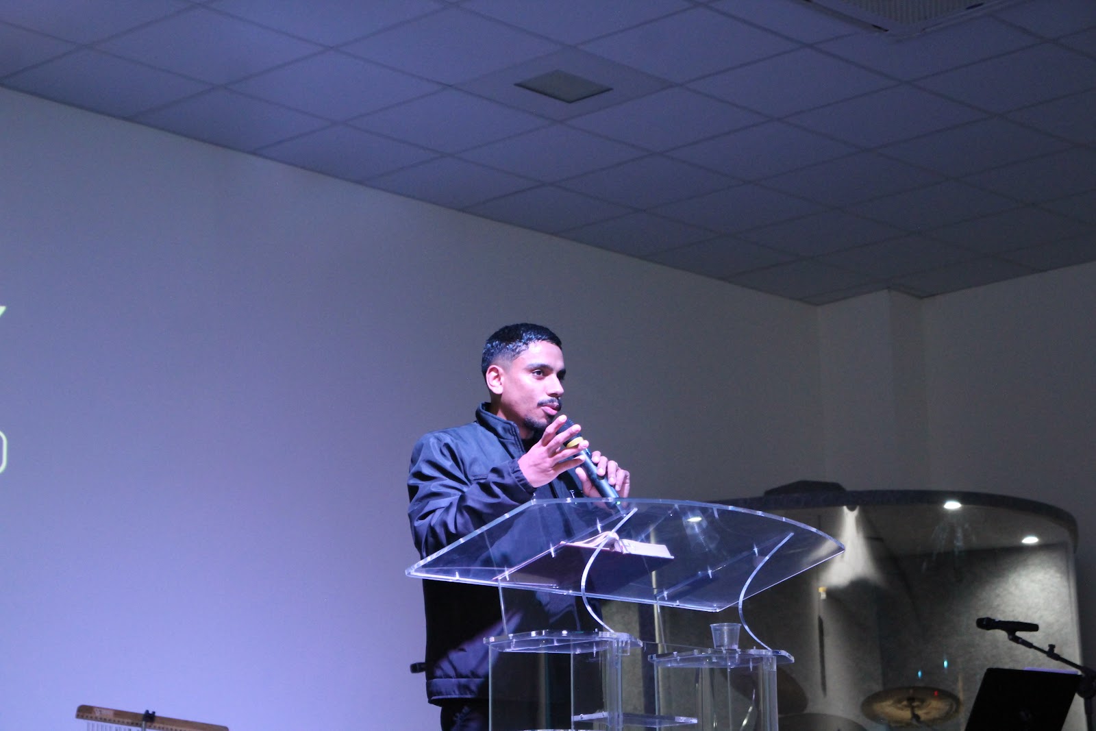 Fotografia 12 do álbum Culto de Jovens