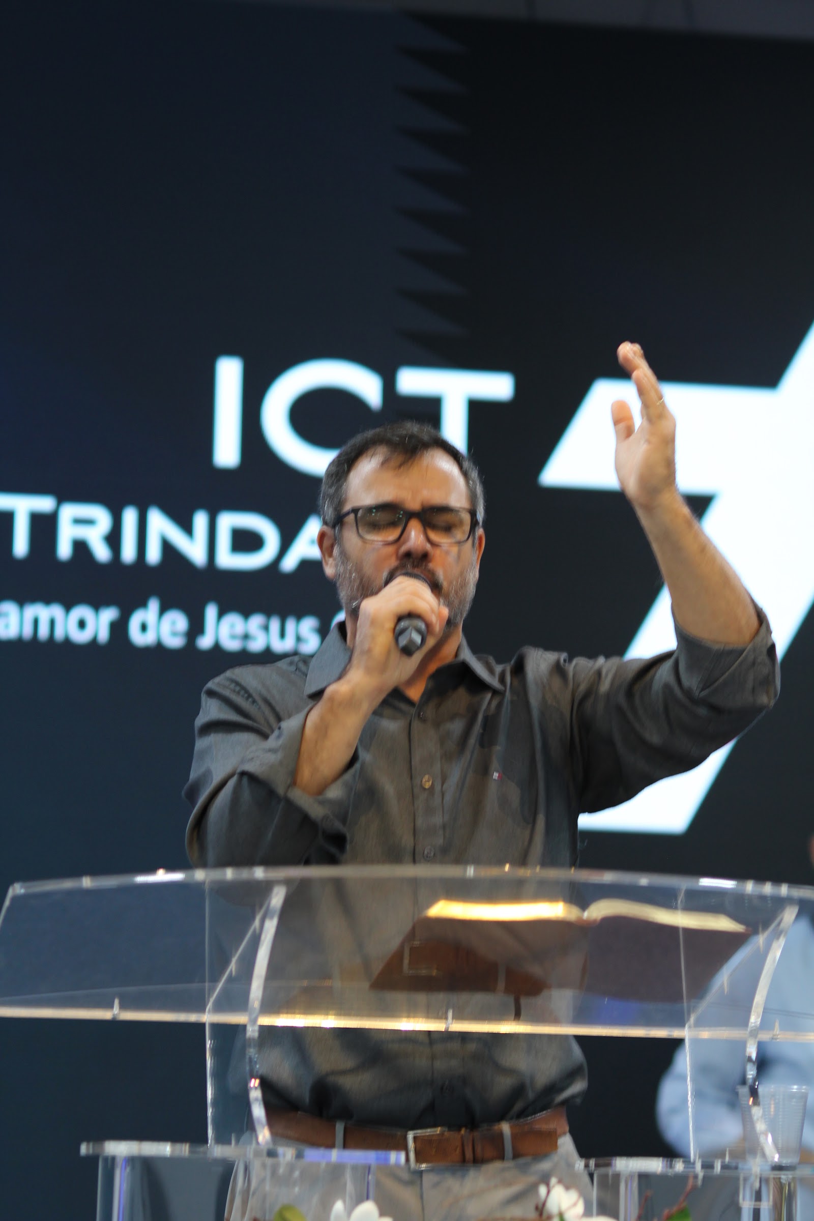 Fotografia 17 do álbum Culto Dominical
