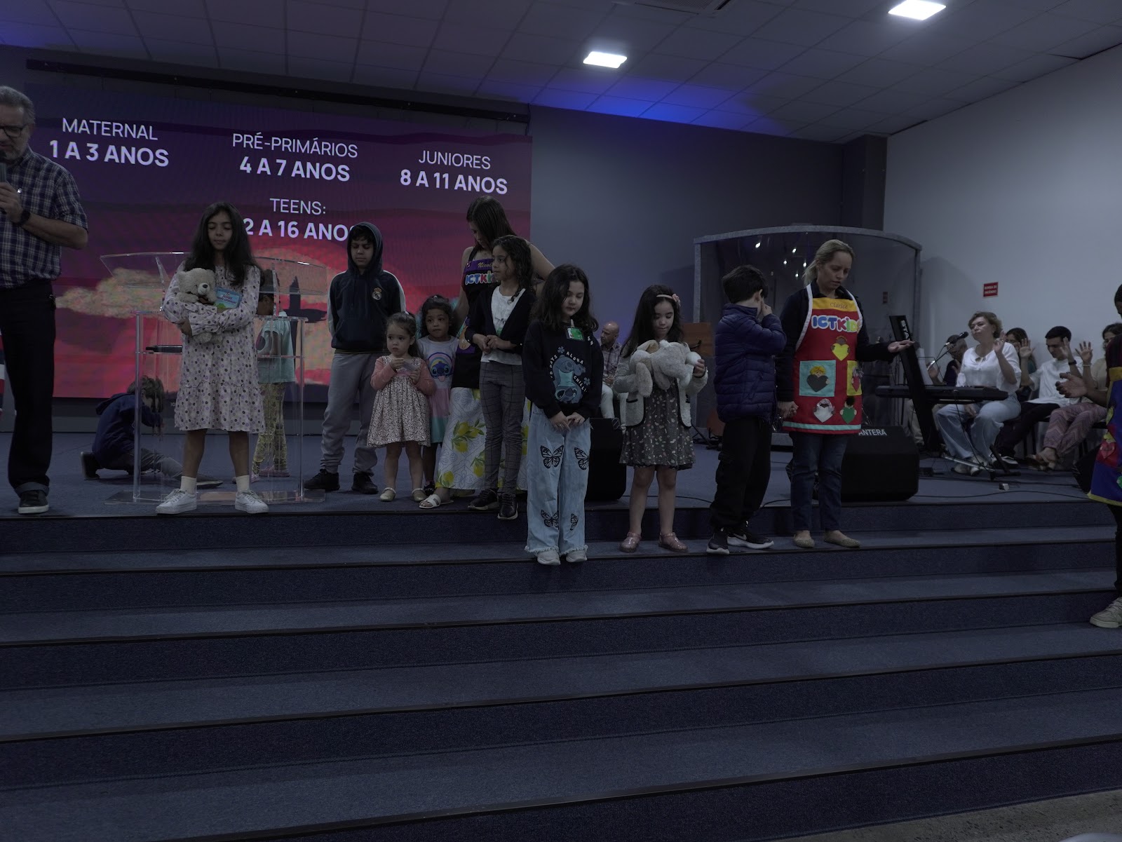 Fotografia 5 do álbum Culto Dominical