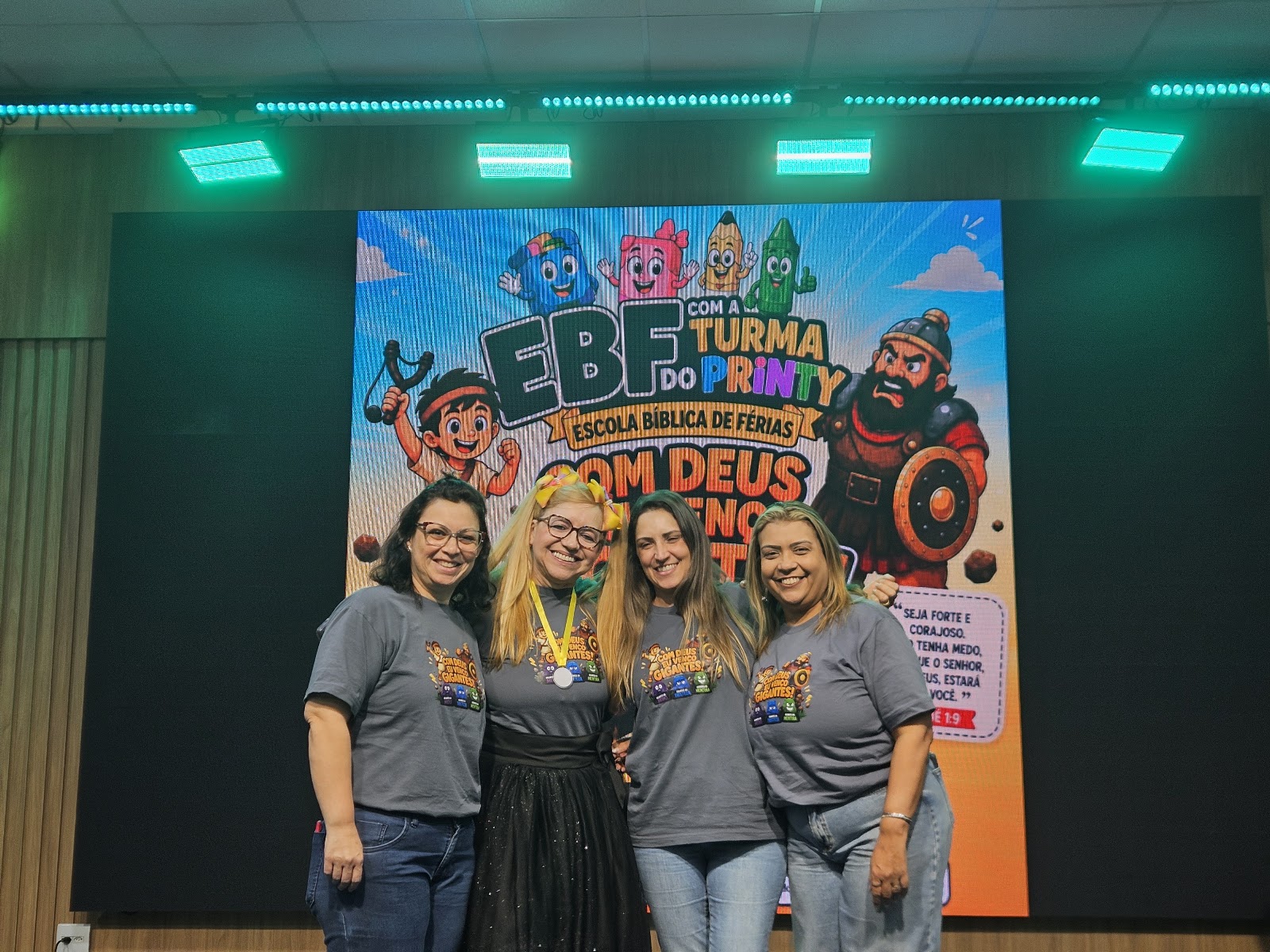 Capa do álbum Escola Bíblica de Férias