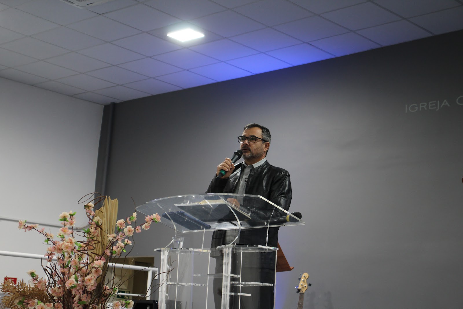 Fotografia 5 do álbum Culto Dominical